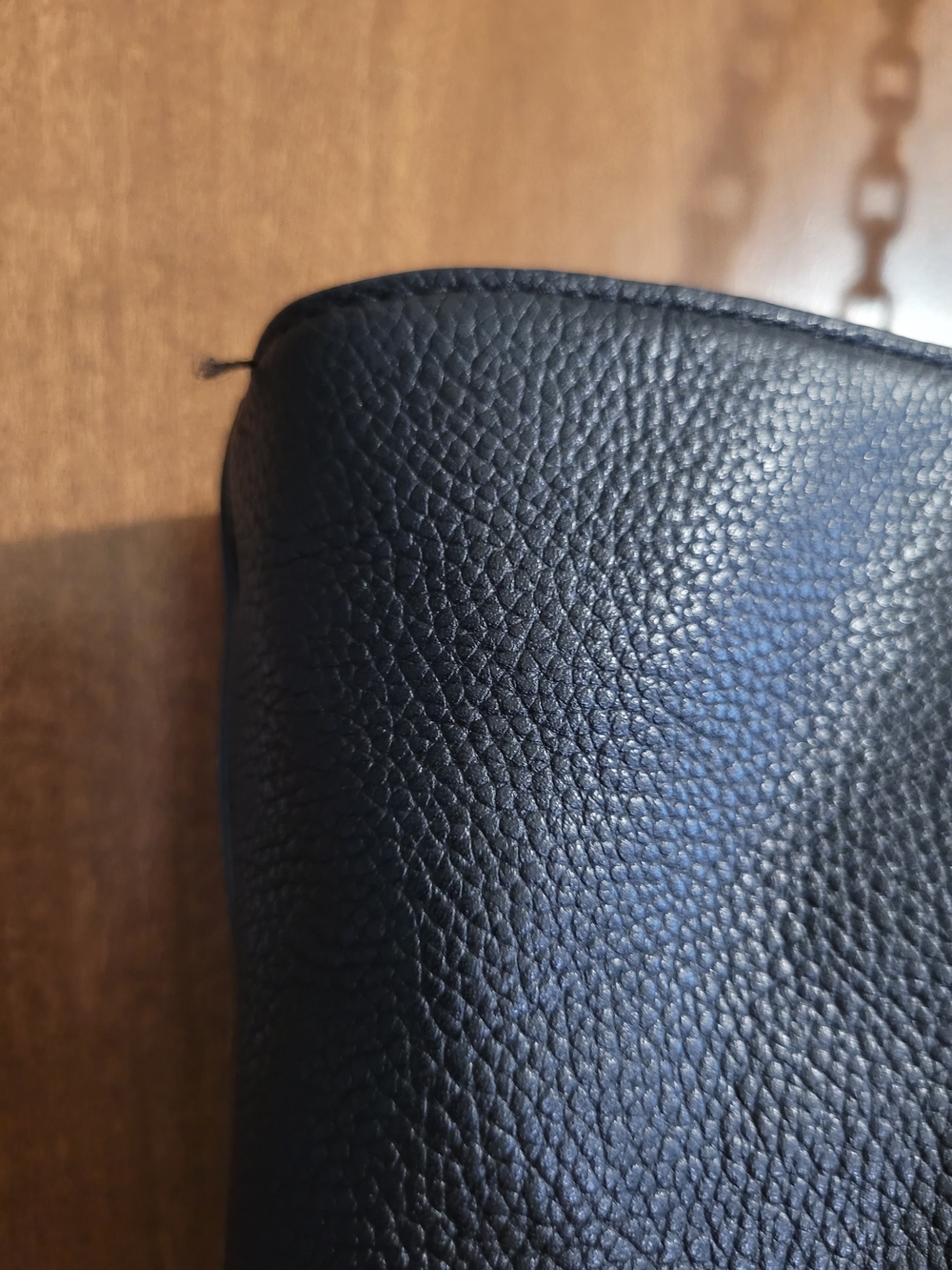 MICHAEL Michael Kors Mercer Chain-Link Leather Tote Bag - Picture 8 of 16